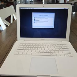 2010 white unibody MacBook