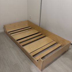 Sprout Montessori Floor Bed - Twin