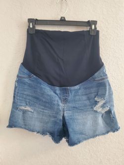 Isabel Maternity brand jean shorts size 6
