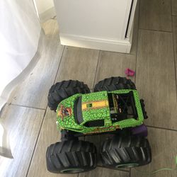 Snake Monster Truck RC