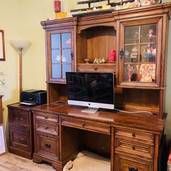Formal Office Desk 