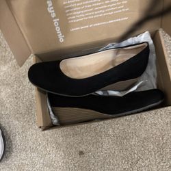 Wedge Heel Suede Work Shoe