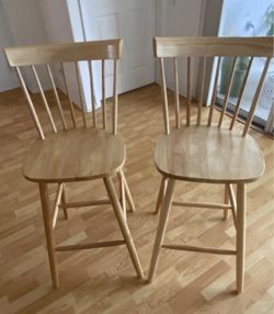 2 Bar Height Bar Stools
