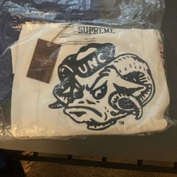 Supreme Unc Hockey Jersey Size Large 