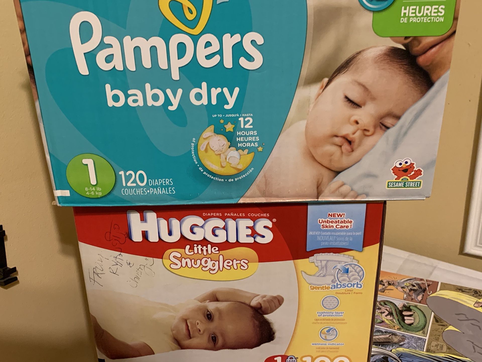 2 boxes Diapers Pampers (120) & Huggies (100) NWOT - Size 1