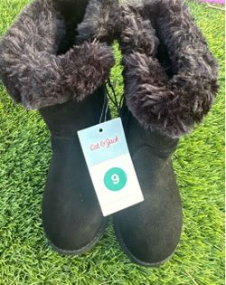 Cat & Jack Kids Winter Boots Size 9