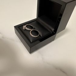 2 14KT white Gold With Diomond Ring 
