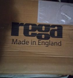 REGA RP1 TURN TABLE  IN BOX