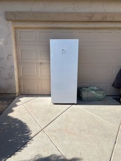 Frigidaire upright freezer