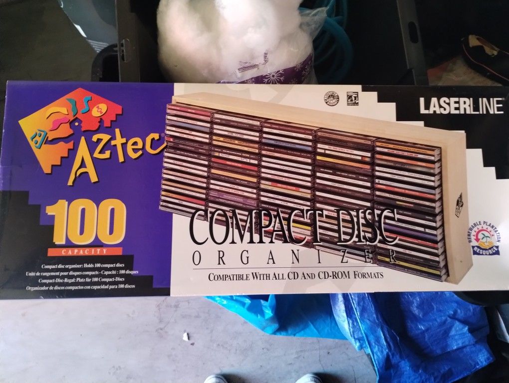 100 Disc CD Organizer $20 New In Box