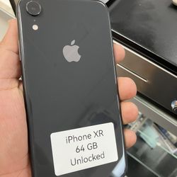 iPhone XR 64GB Unlocked Cash Or $50 Down