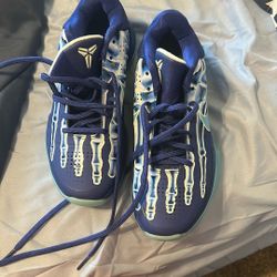 Size 4 Xray Kobe’s 