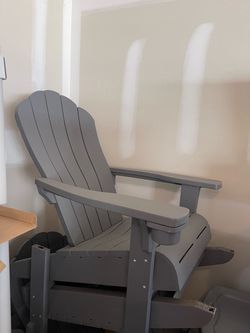 5 Adirondack chairs with swivel cup holders