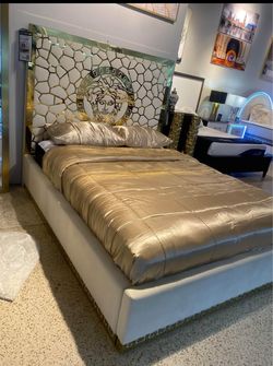 ‼️OFERTA ESPECIAL ‼️CAMA QUEEN SIZE DISPONIBLE