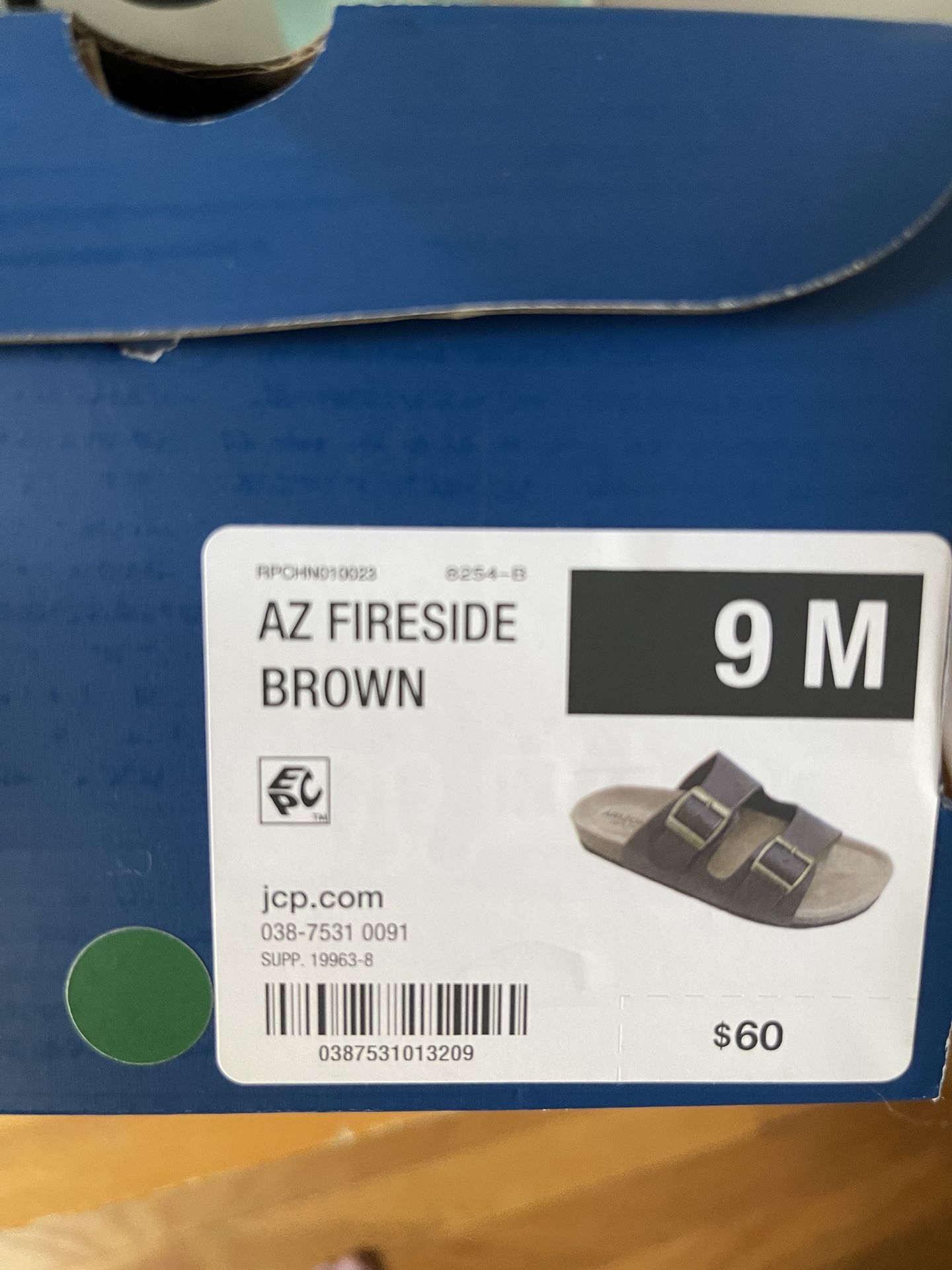 9M Brown Women’s Sandals $30