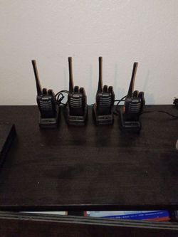 Walkie talkies 4 of them