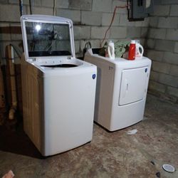 Electric Washer And Dryer  By  MIDEA!