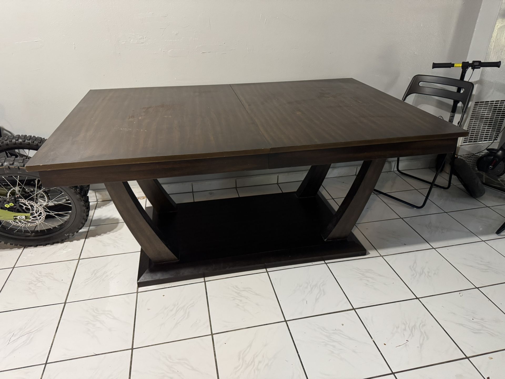 Dinning Table