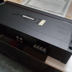 $800OBO KICKER KX2400.1  4,200watts RMS @ 1ohm With Bluetooth Remote