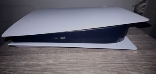 Ps5 Disk Edition with games and controllers