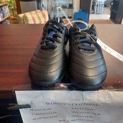 Brand New Adidas Youth Goletto VIII Soccer Cleats Size 2.5