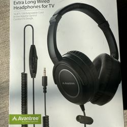 Avantree HF039 Long Coiled Cord Headphones for TV and PC with Volume Control, Stero/Mono Control,16.4 Feet / 5M Extended Range Cable, 3.5mm AUX Audio,