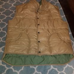 Puffer Vest For Women  Size Medium 