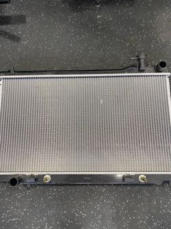 Infiniti G35 Radiator