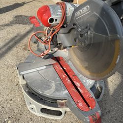 MITER SAW 12 “ sliding side 0-60 angle model ms12900  15amp