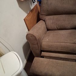 Recliner Good Condition.