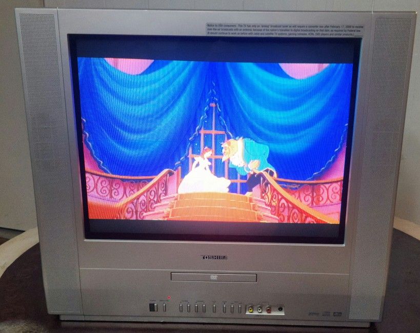 20" CRT Flat TV Built-in DVD Player 2006