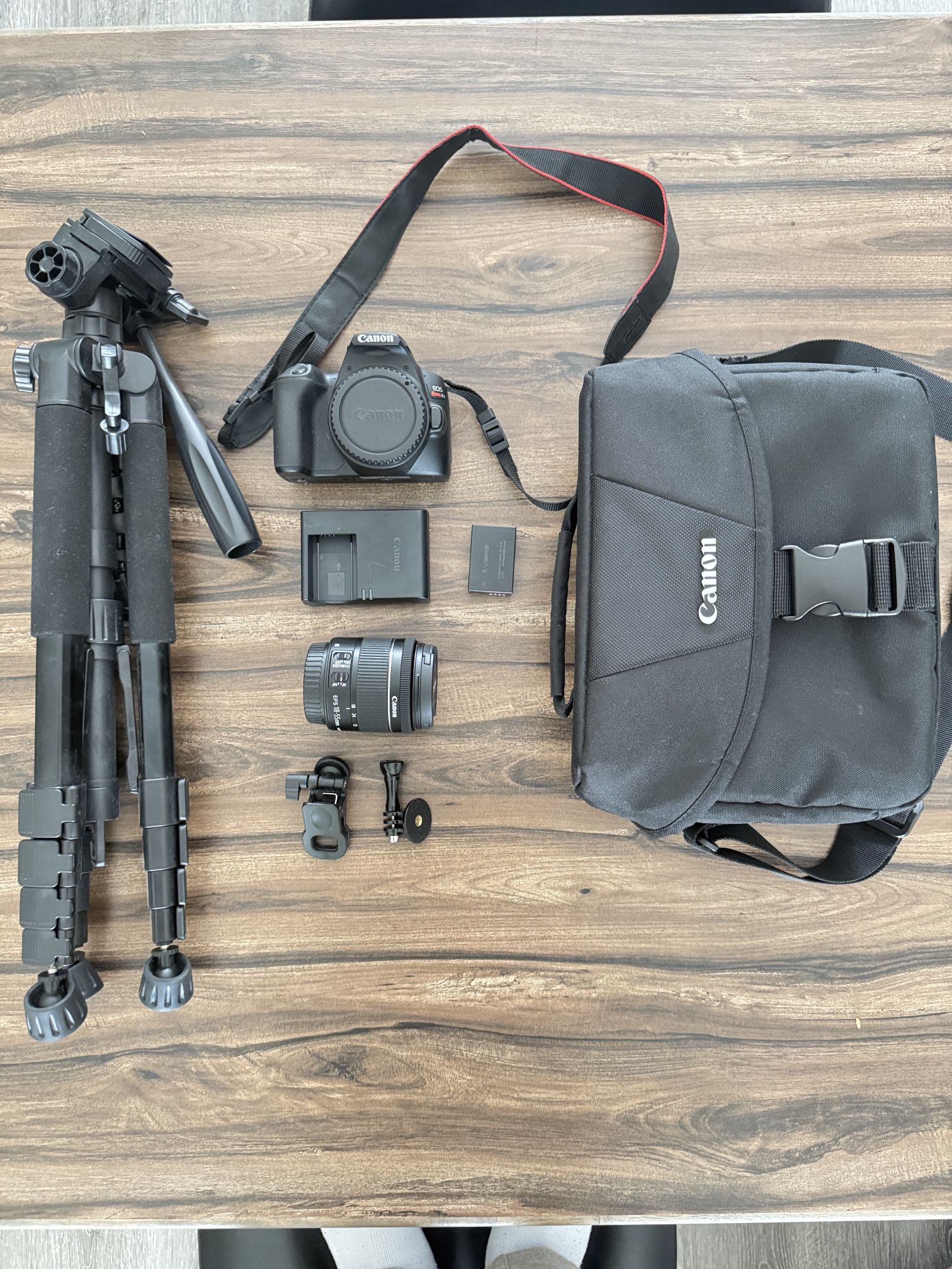 Canon EOS Rebel SL3 DSLR Camera Bundle – Great Condition!