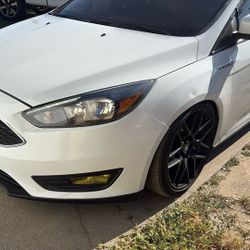 2017 Ford Focus