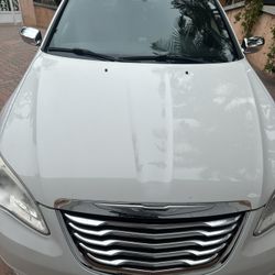 2014 Chrysler 200