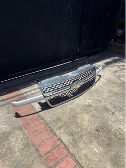 Silverado OEM HD Grill 03-07