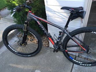 Giant xtc 29er aluxx sl 2025