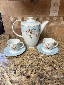 Lubiana Poland Porcelain Tea Set