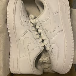 DS NEW NIKE AIR FORCE 1 WOMEN