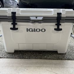 Igloo Cooler heavy Duty