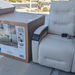 CANMORE RECLINER CREAM