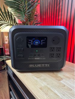 BLUETTI Elite 300 Power Station