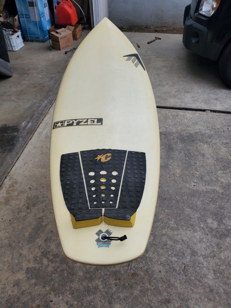 Pyzel Firewire Surfboard: 6'0