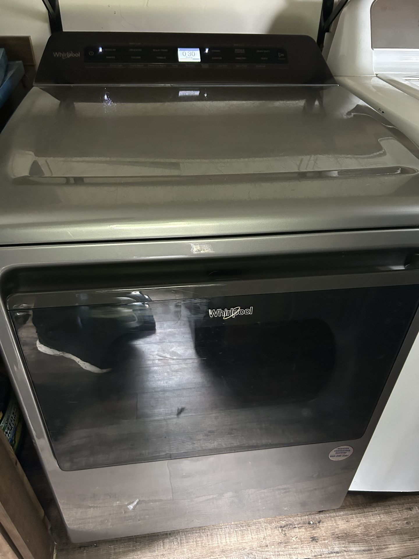 Electric Whirlpool Washer And Dyer