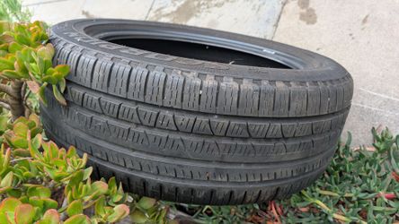 1) used 19" pirelli scorpion 235/50R19 tire please read 235 50 19