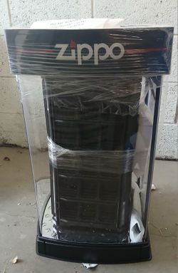 Rotating Zippo Display Case for Lighters