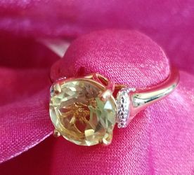 Brazilian lemon quartz ring in 1×4 karat yellow gold over sterling silver size 6