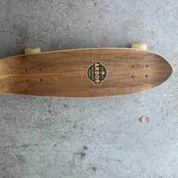 Arbor Skateboard