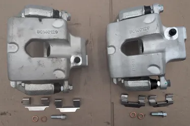 Rear Brake Caliper Pair with Brackets 18-B5118 18-B5119 for Cadillac CTS 2008-2013 3.0L 3.6L