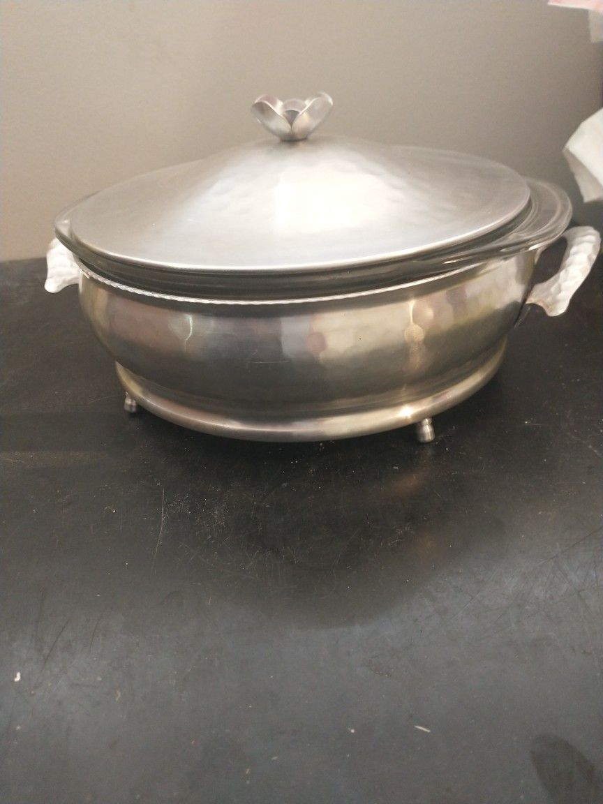 Beautiful Vintage Serving Bowl