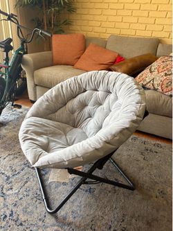 Used Gray Saucer Chair